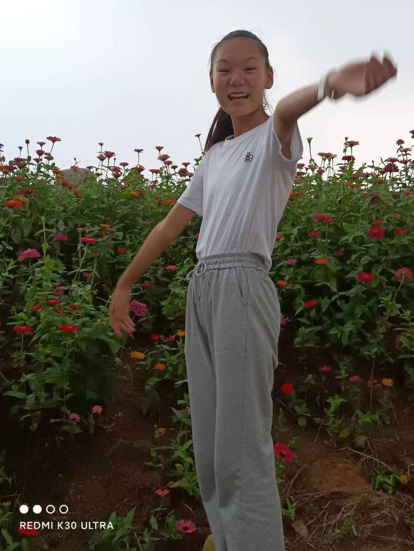 新時(shí)代好少年：棗莊翔宇中學(xué)八年級(jí)一班  孫瀟迪